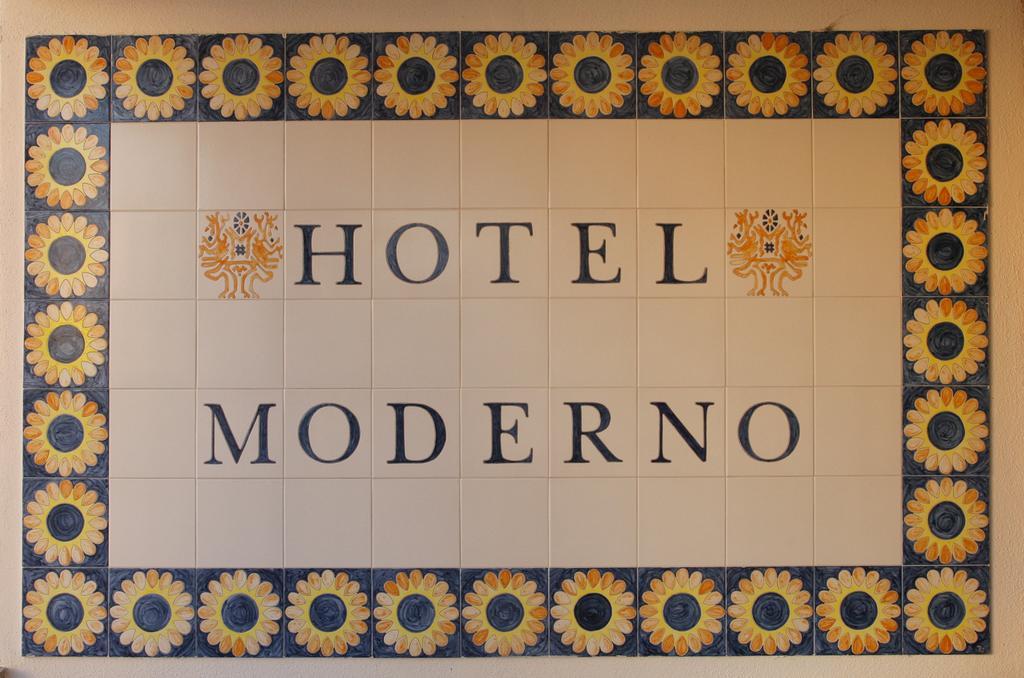 Hotel Moderno Ольбія Екстер'єр фото